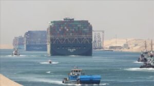 قناة السويس تسجل إيرادات 6.2 مليار دولار خلال العام المالي 21/22