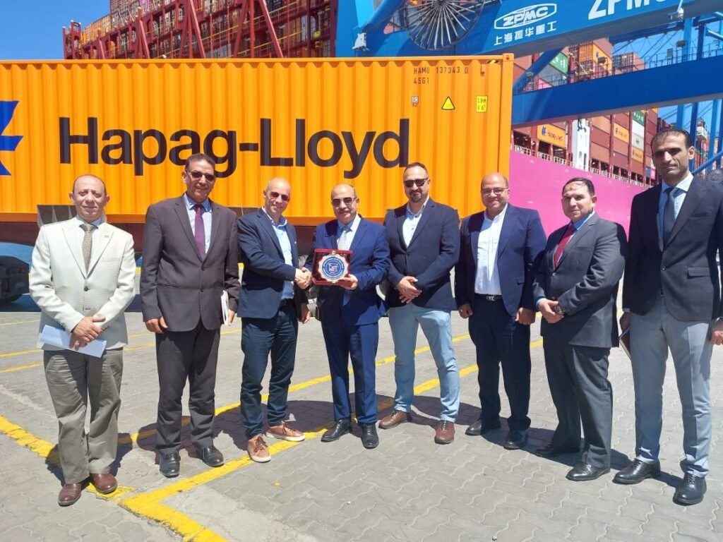 حاويات دمياط تستقبل وفد من الخط الملاحي Hapag-Lloyd
