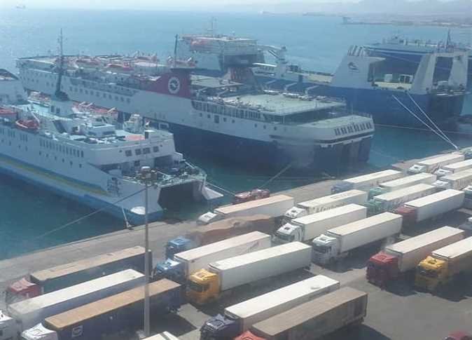 477 ألف طن غذاء في أسبوع.. سفاجا يتصدر التصدير والإسكندرية بوابة الواردات
