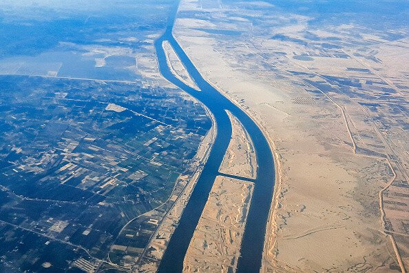 ما الخطر الحقيقي على قناة السويس؟.. أن تعتاد الخطوط الملاحية الطرق البديلة