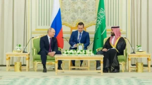 روسيا تطالب بفتح باب المندب و لا تحارب مع السعودية .
