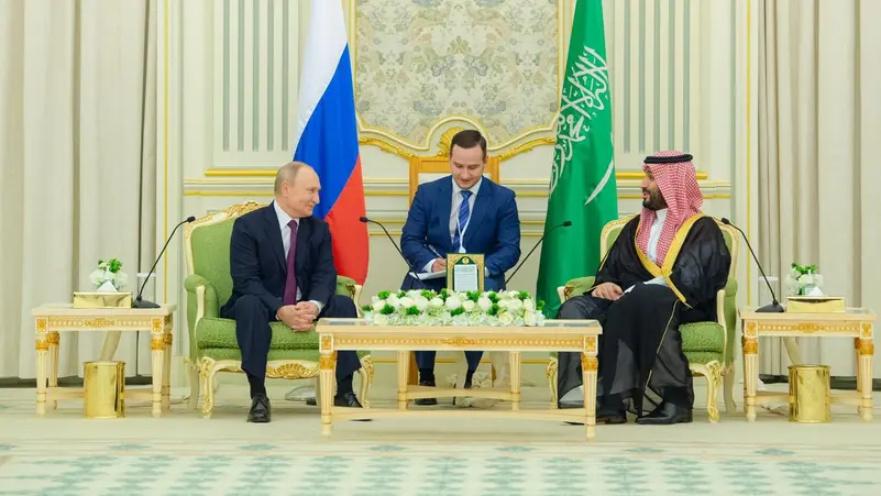 روسيا تطالب بفتح باب المندب و لا تحارب مع السعودية .